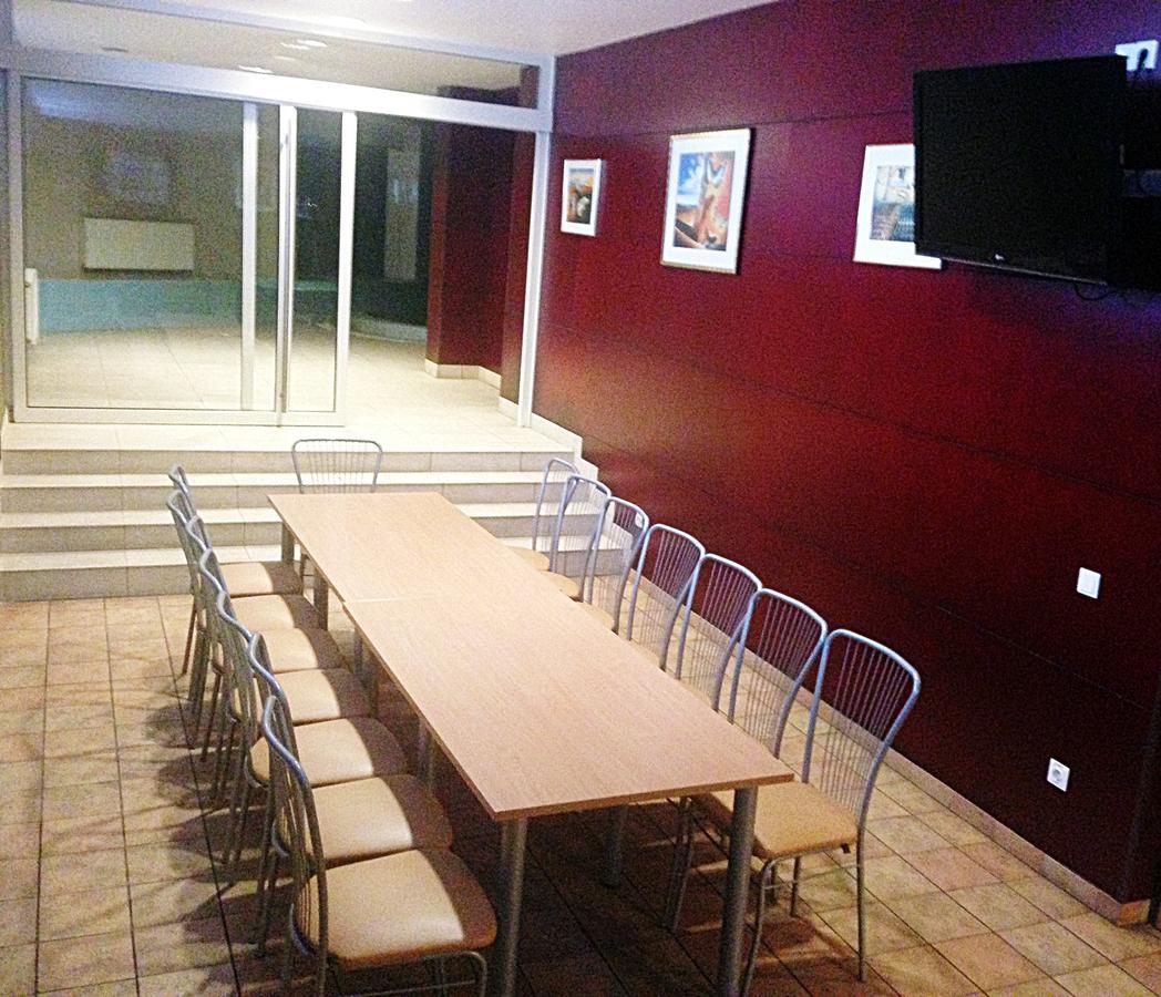 Tanagra Hotel Vilnius Extérieur photo