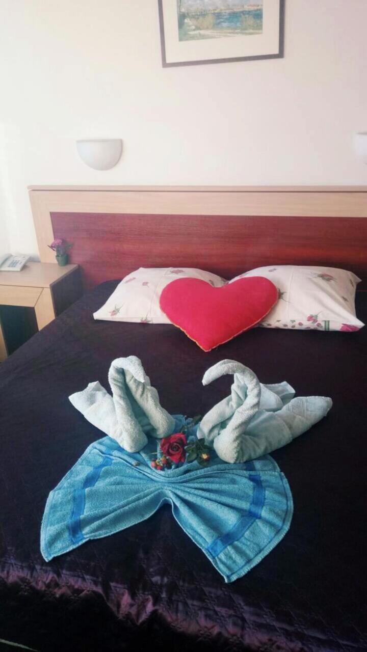 Tanagra Hotel Vilnius Extérieur photo