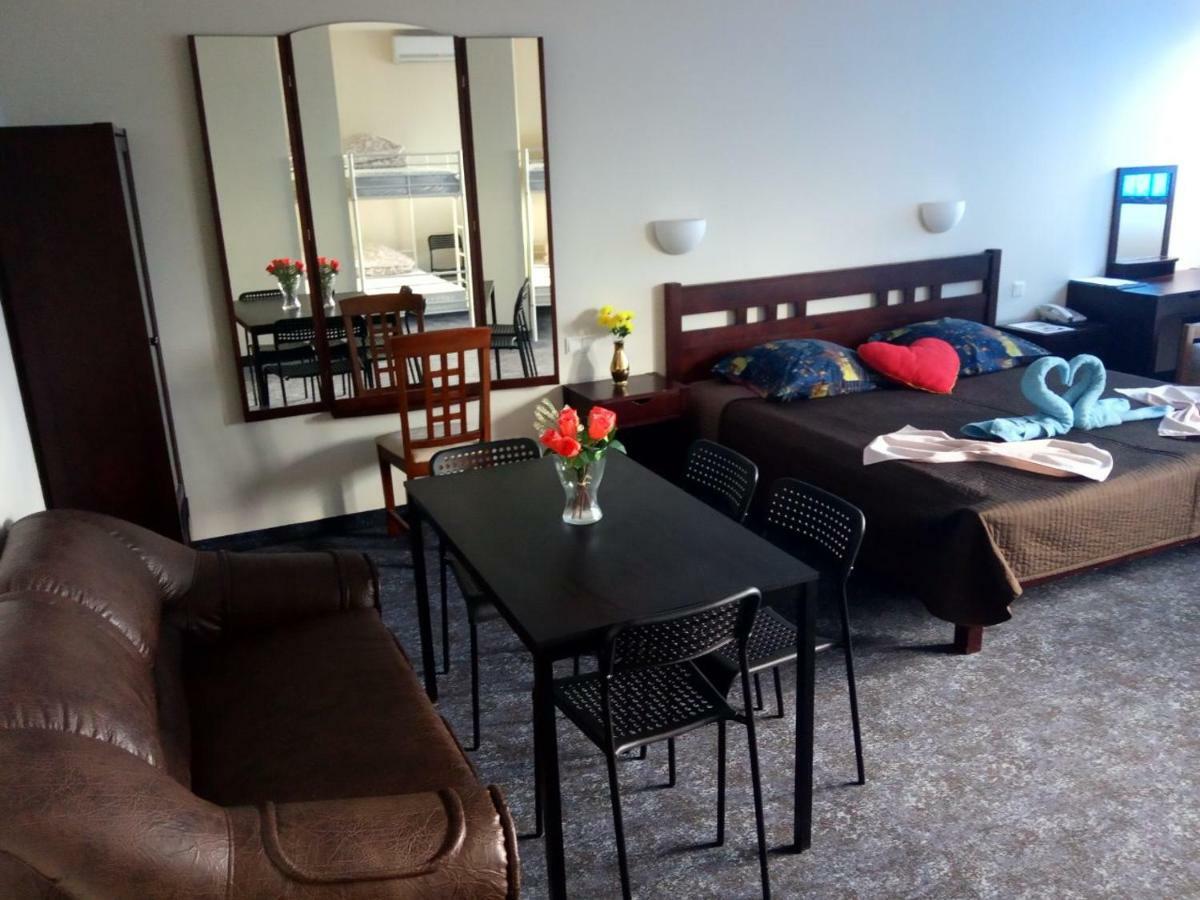 Tanagra Hotel Vilnius Extérieur photo