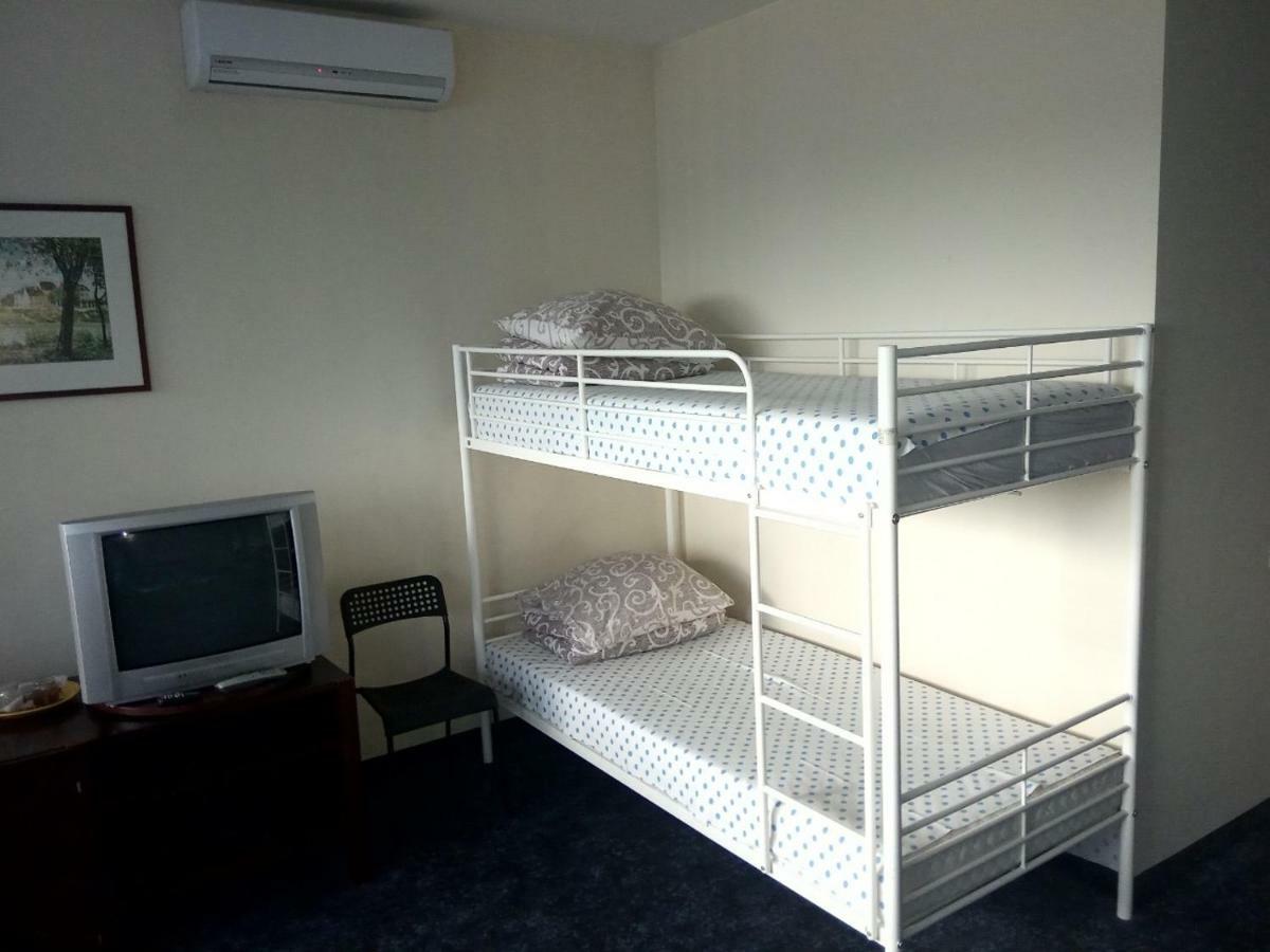 Tanagra Hotel Vilnius Extérieur photo
