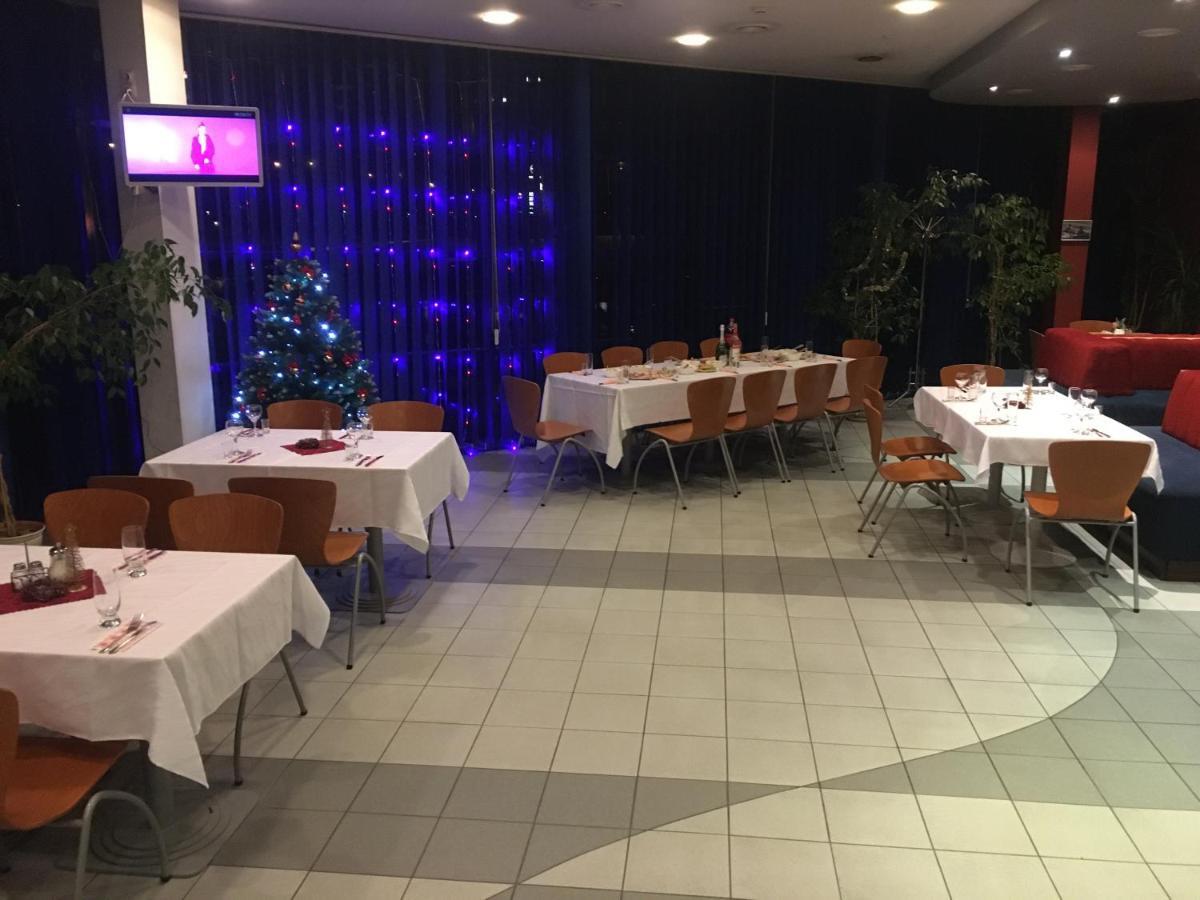 Tanagra Hotel Vilnius Extérieur photo
